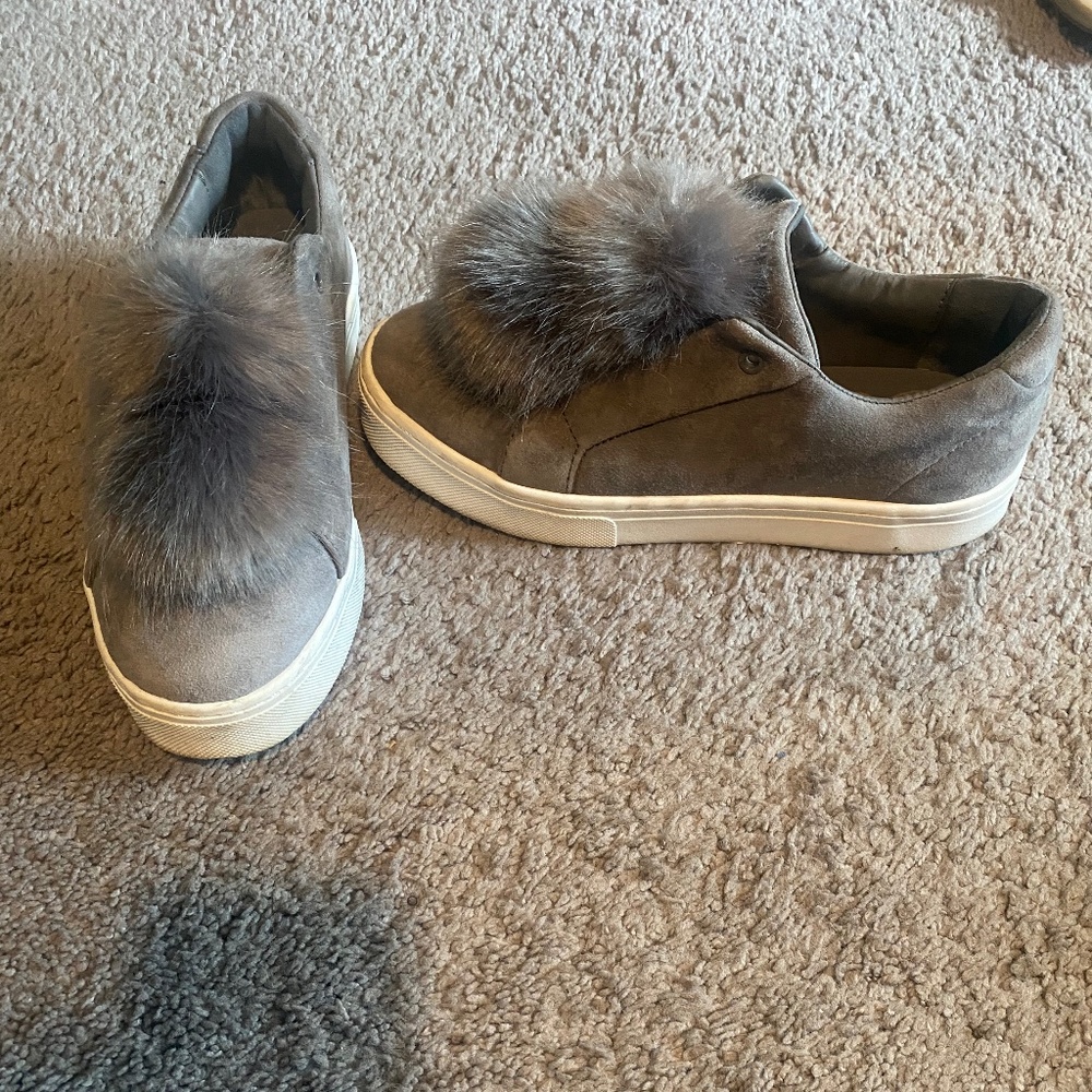 Sam Eldeman Pom Pom sneakers